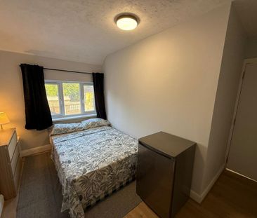 5 bedroom terraced house to rent - Photo 6