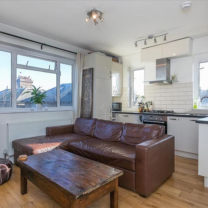 1 bedroom flat to rent - Photo 1