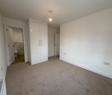 3 bedroom detached house to rent - Photo 1