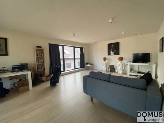 Appartement te huur - Foto 1