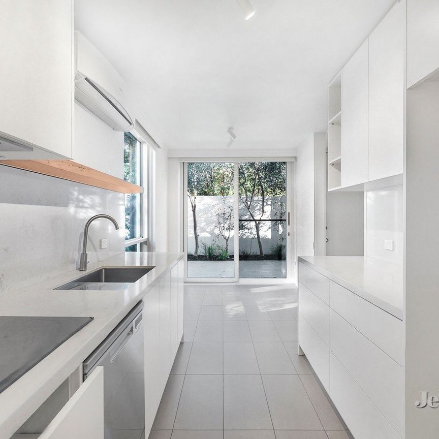 14/5 Northampton Pl, South Yarra - Photo 1