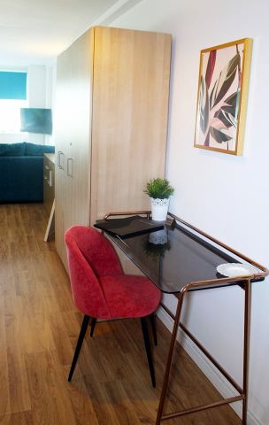 1 Bed Flat, Marco Island, NG1 - Photo 4