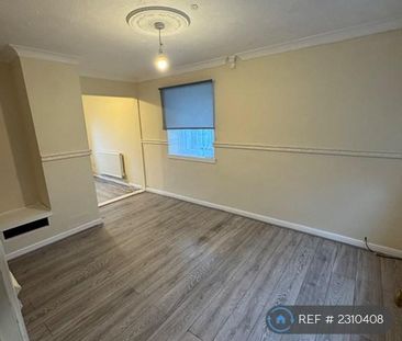2 bedroom end of terrace house to rent - Photo 3