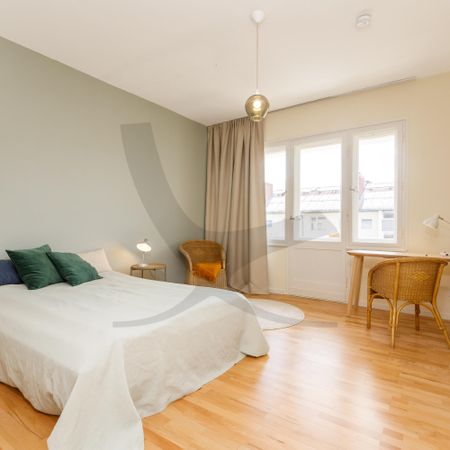 Living at home - Photo 3