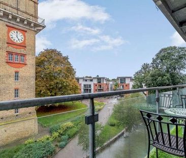 Kingswood Court, London, SE13 - Photo 4