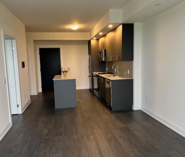 For Lease - 3220 William Coltson Avenue Unit# 1007, Oakville, Ontario - Photo 3