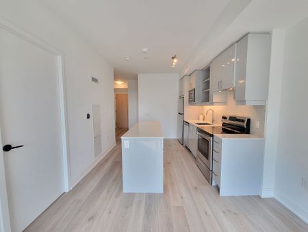 For Lease - 60 George Butchart Drive Unit# 612, Toronto, Ontario - Photo 3