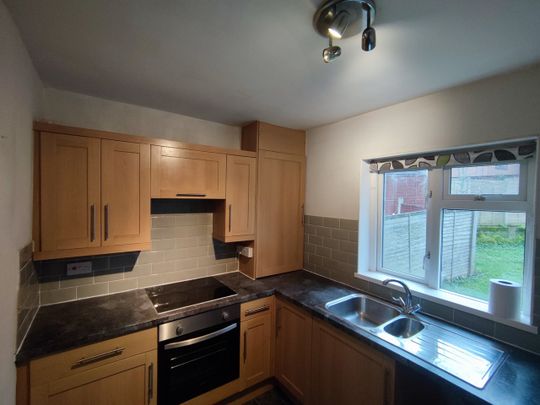3 Bed Terraced House, Olive Road, SO16 - Photo 1