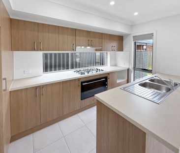 BRAND NEW MODERN DUPLEX - Photo 4