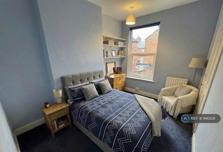 2 bedroom terraced house to rent - Photo 3