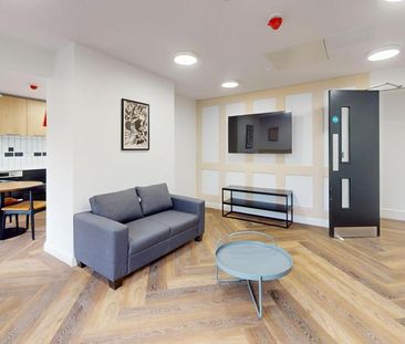 6 bedroom flat to rent - Photo 1