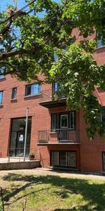 2 CH - 1 SDB - Montréal - $1,783 /mo - Photo 3