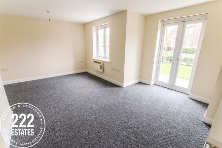 Regency Square - Warrington - WA5 - Photo 5