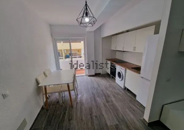 Alquiler de piso en Altamira - Oliveros - Barrio Alto