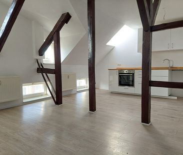 Wohnen auf zwei Ebenen! 3- Zimmer Maisonettwohnung Nähe Platz der F... - Foto 1