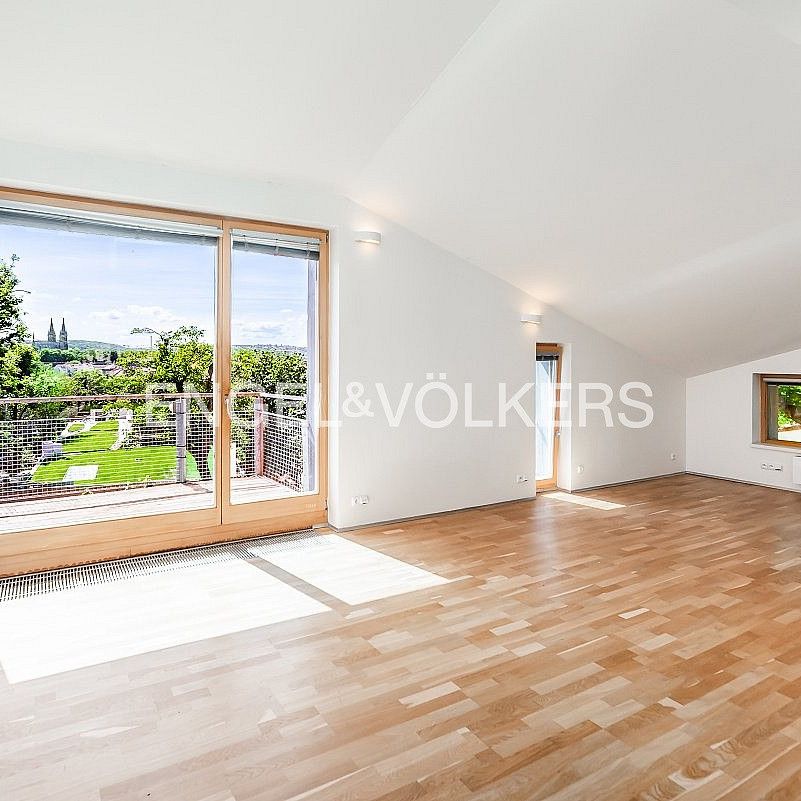 Pronájem domu 140 m² s pozemkem 154 m² - Photo 1