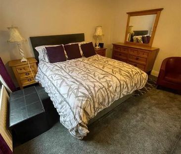 Apartment 2 Lisburn Road 64, Belfast, BT9 6AF - Photo 4