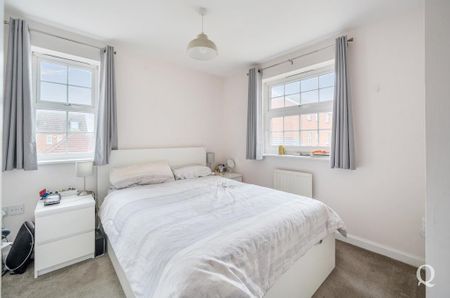 2 bedroom terraced house to rent - Photo 4