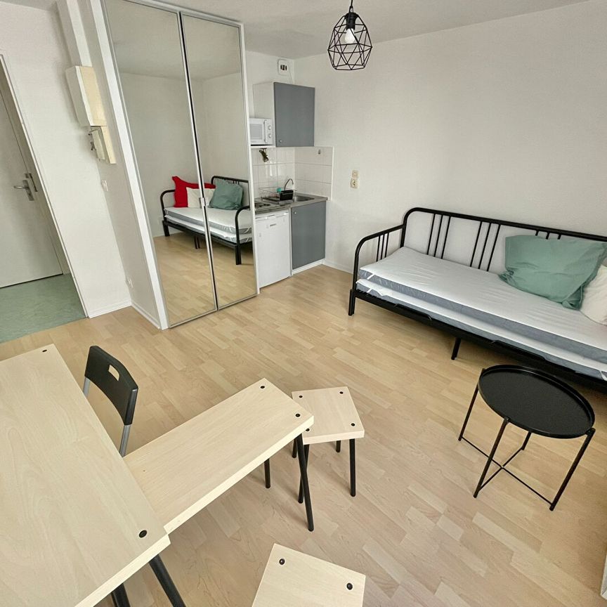 Location Appartement 1 pièce 18m² - Photo 1