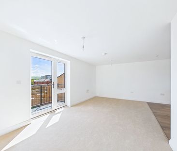 2 Bedroom - Photo 2