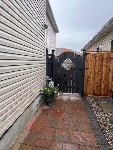 For Lease - 685 Everlasting Crescent Unit# B, Orleans - Cumberland and Area, Ontario - Photo 5