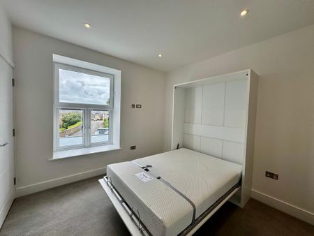 1 bedroom flat to rent - Photo 2