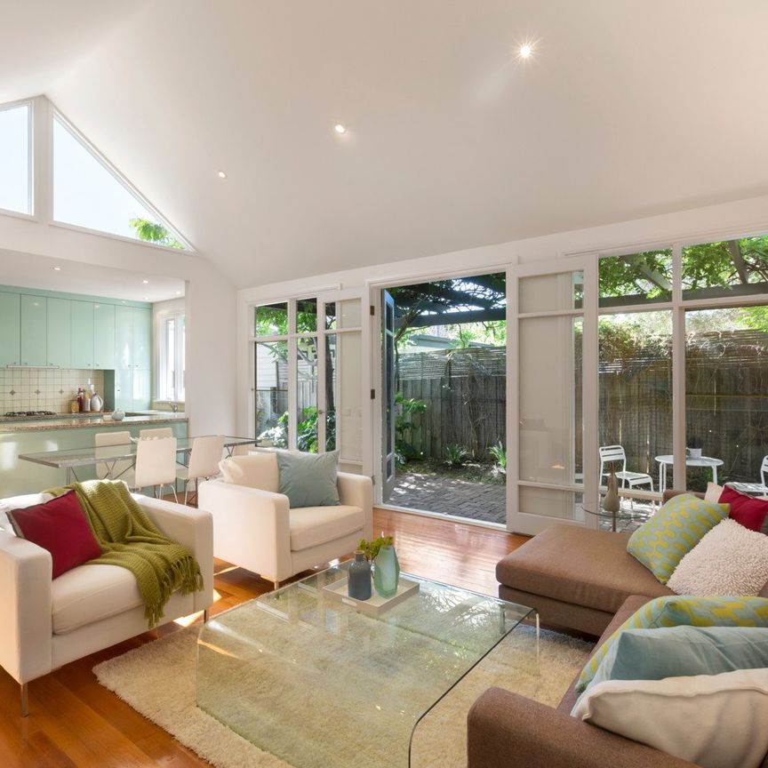 22 Foley Street, Kew VIC 3101 - Photo 1