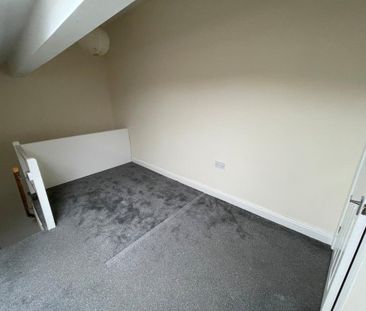 3 bedroom terraced house to rent - Photo 6