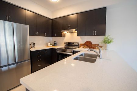 For Lease - 305 Garner Road Unit# 114, Hamilton, Ontario - Photo 5