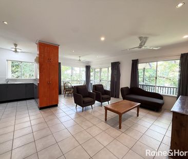 2 BEDROOM : 1 BATHROOM : FULLY FURNISHED : POOL - Photo 2