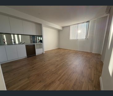 208/10 Carinya Street, Blacktown, NSW 2148 - Photo 5