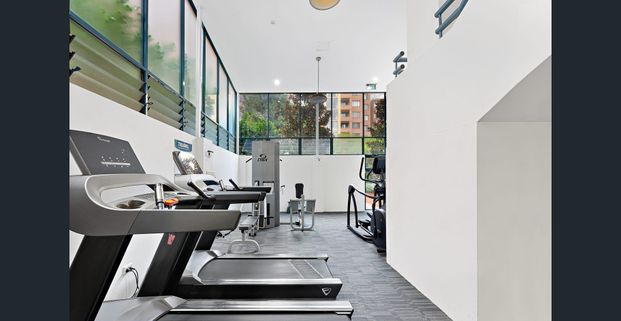 Modern 2 Bed Apt Near Fish Market - Photo 1