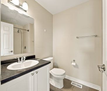 For Lease - 822 Maloja Way, Stittsville - Munster - Richmond, Ontario - Photo 3