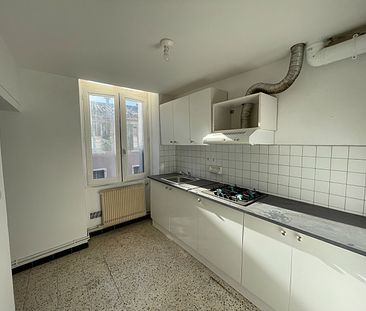 Location appartement 2 pièces, 59.67m², Nîmes - Photo 3