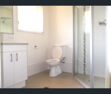41A Paradise Road, Slacks Creek, Qld 4127 - Photo 2