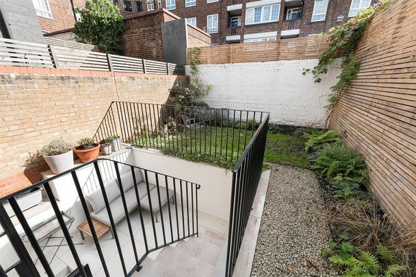 2 bedroom maisonette to rent - Photo 1