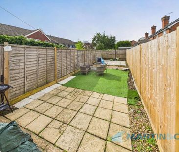2 bedroom terraced house to rent - Photo 1
