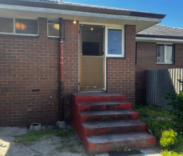Charming brick home opposite reading cinema & Belmont forum - Photo 6