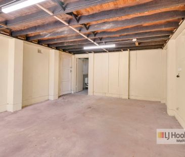 DUAL STREET FRONTAGE BEAUTY! - Photo 4