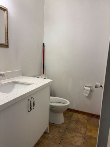 For Lease - 299 Goldenwood Road Unit# Lower Unit, Toronto, Ontario - Photo 3