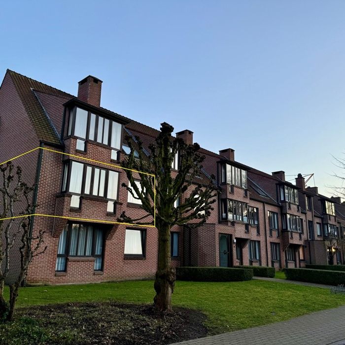 TE HUUR: Ruim 3-slaapkamerappartement centraal te Tielt. - Photo 1