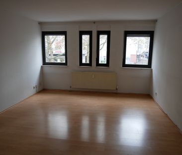 ***Lambert&Strelow*** 3 ZKB – Mietwohnung ohne Balkon mitten im Her... - Photo 2