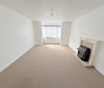 2 bedroom ground floor flat to rent - Photo 4