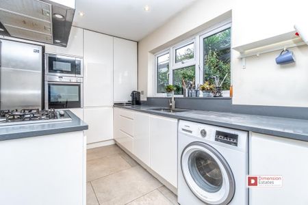 1 bedroom in a house share to rent - Photo 3