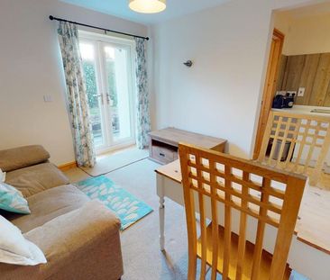 1 bedroom semi-detached house to rent - Photo 5