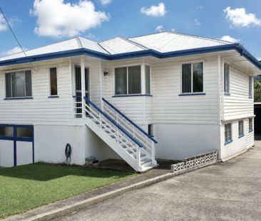 34 Curwen Terrace, Chermside QLD, Belconnen - Photo 2