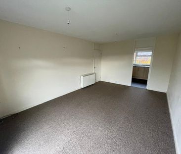 2 bedroom maisonette to rent - Photo 6