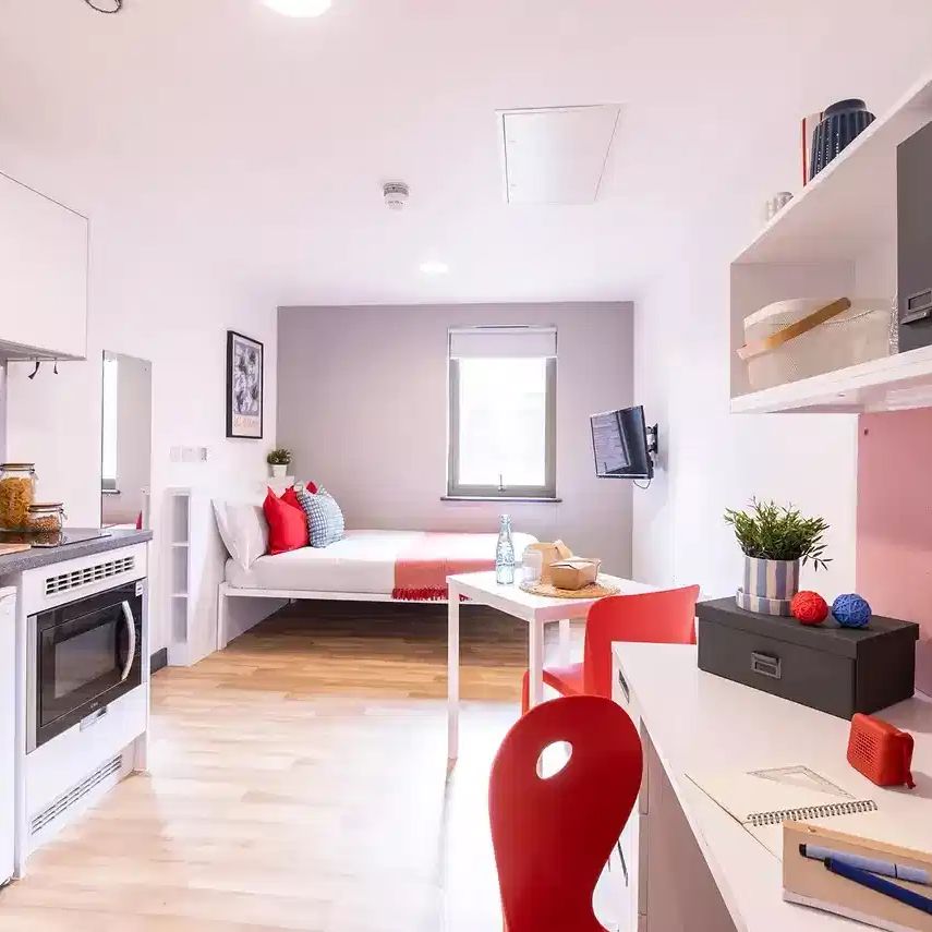 6 Bed En-suite - Photo 1