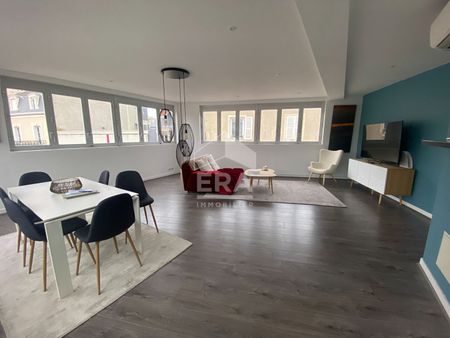 Location Appartement 4 pièces 107m² - Photo 3