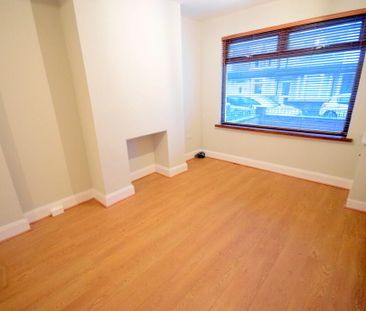 42 Greenore Street, Belfast, BT6 8NF - Photo 5